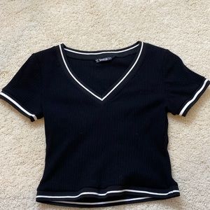 Black semi-crop top, size: xs